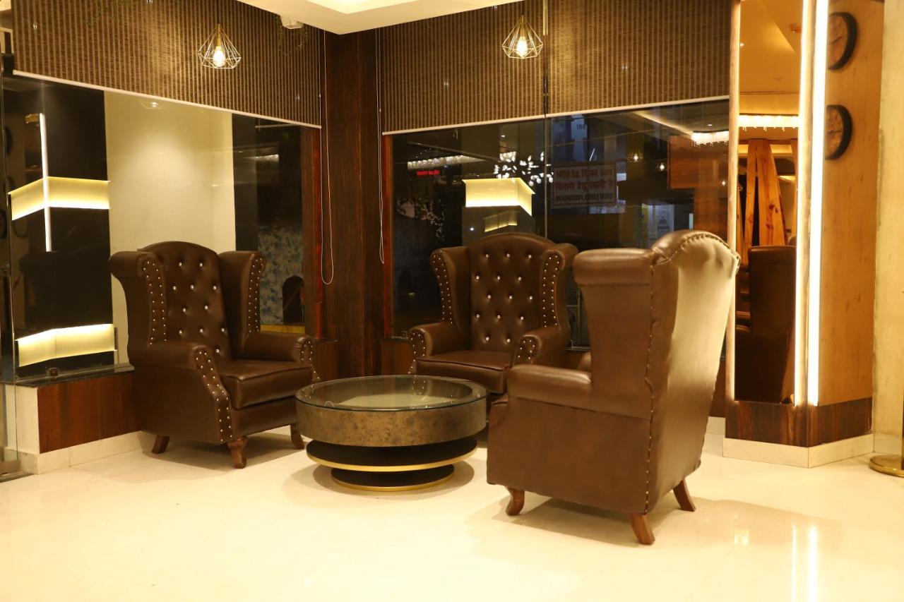 Hotel Emperio Grand Lucknow Buitenkant foto